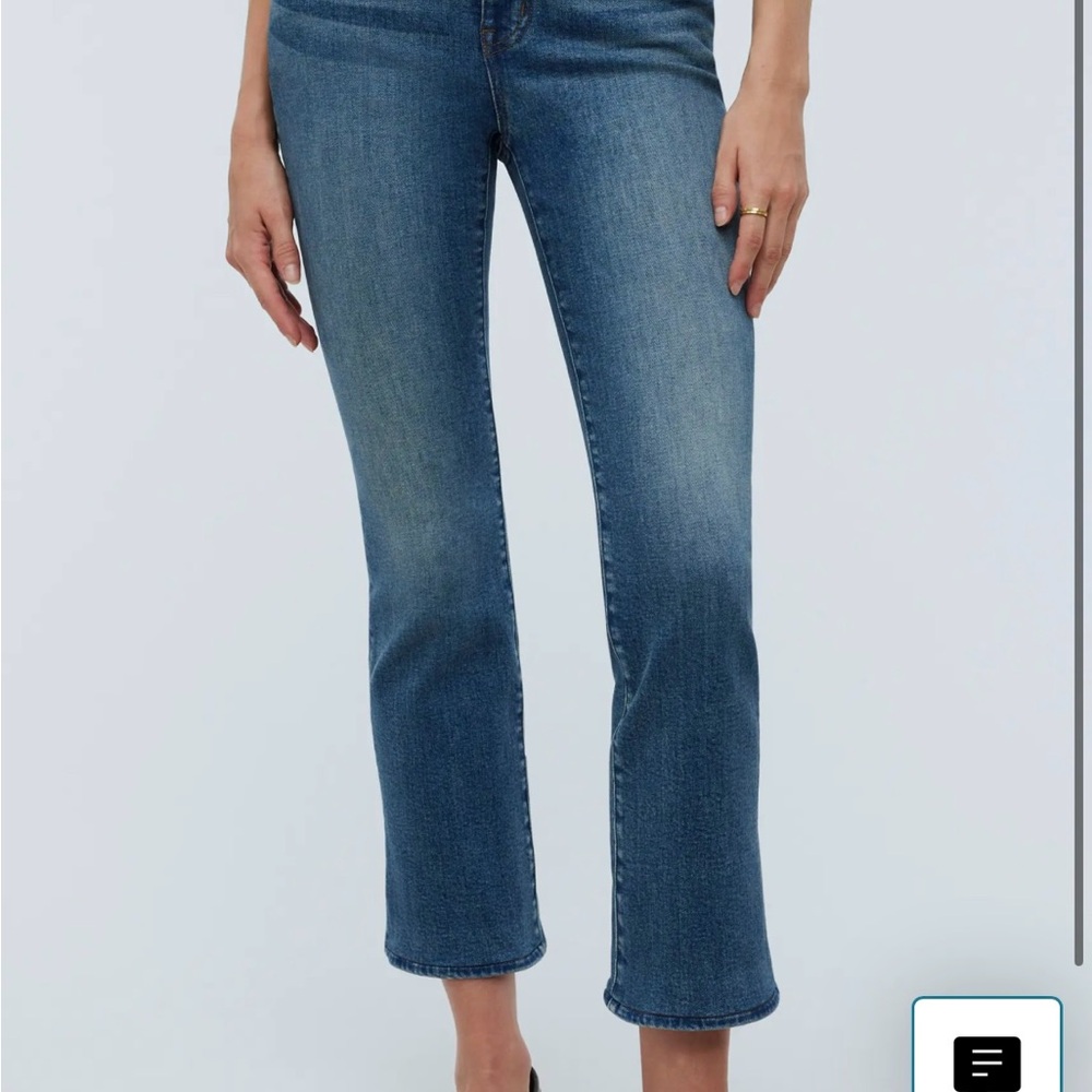 Madewell Blue Ankle Cropped Kick Out Jeans